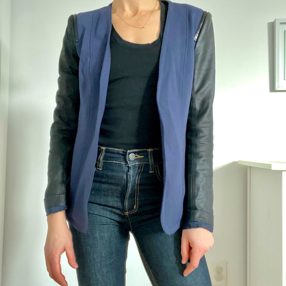 Leather zip sleeve Theory blazer size S